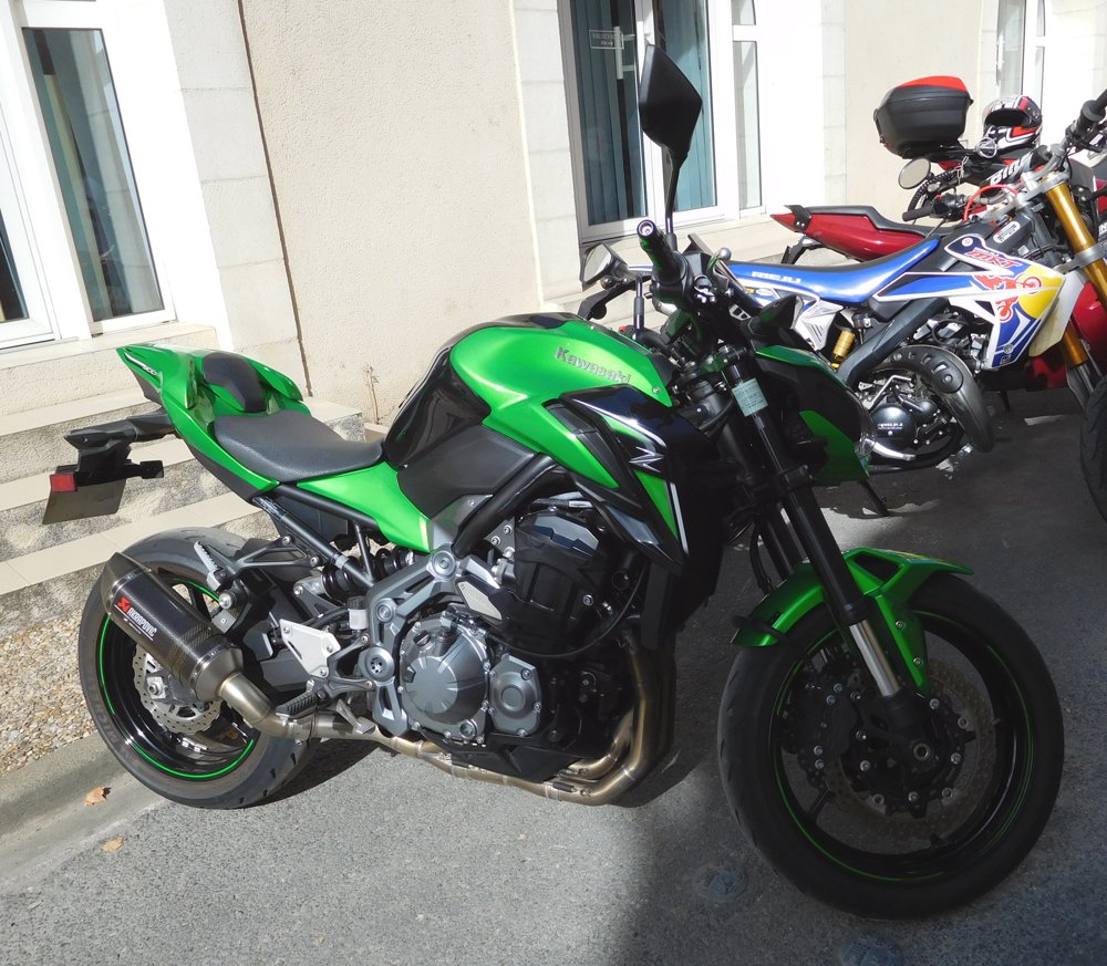Kawasaki Z900
